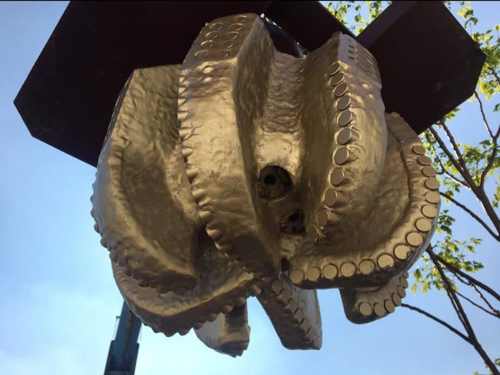 خرید و فروش تجهیزات حفاری چاه الماس سیاه در اصفهان