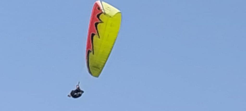 آموزش پرواز با پاراگلایدر شهبال پرواز شریف در اصفهان