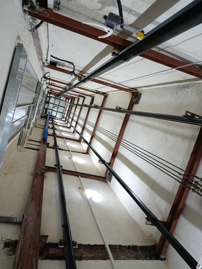 فروش و نصب آسانسور رایان پارس چهلستون خورزوق