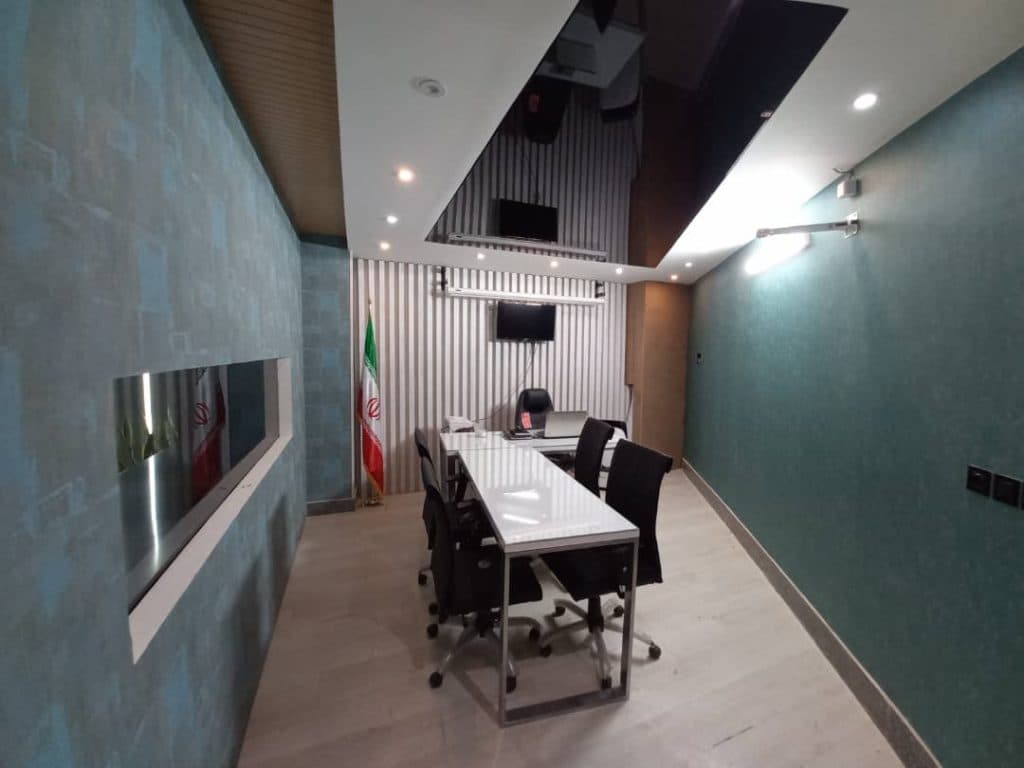 فروش و نصب کاغذ دیواری دکودیزاین در وحید اصفهان