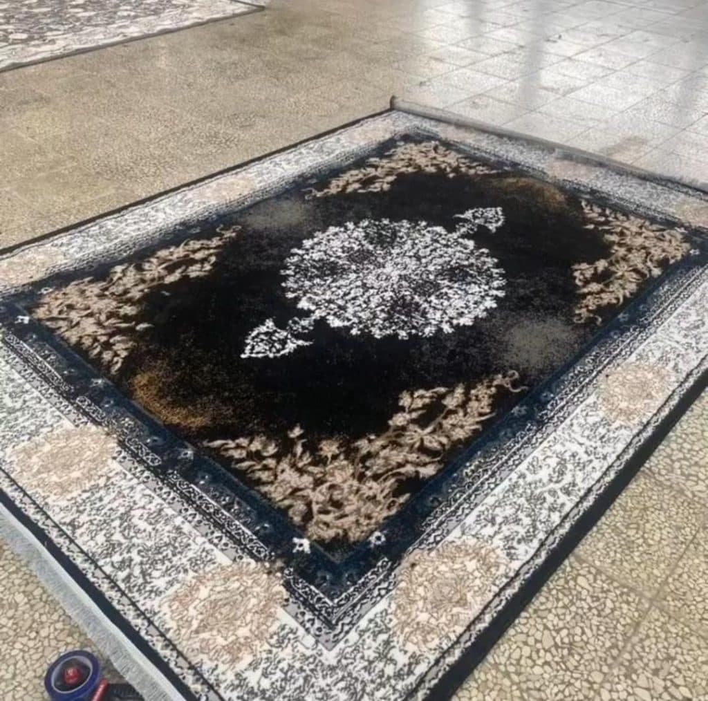 انبار فرش ماشینی عسگری در کمالشهر