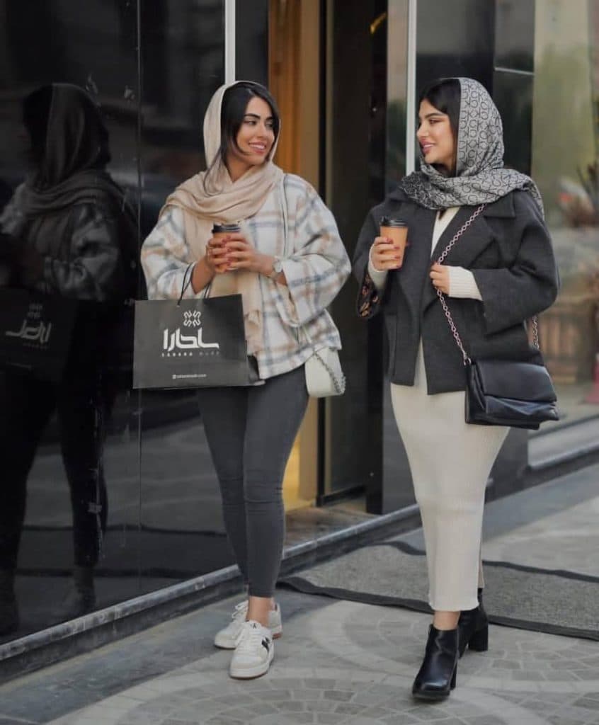 گالری پوشاک اورجینال ساحارا در بابل