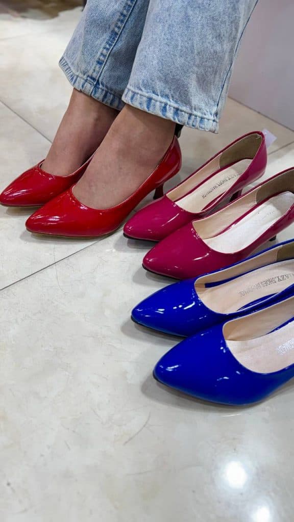 فروشگاه کیف و کفش ودود در اصفهان