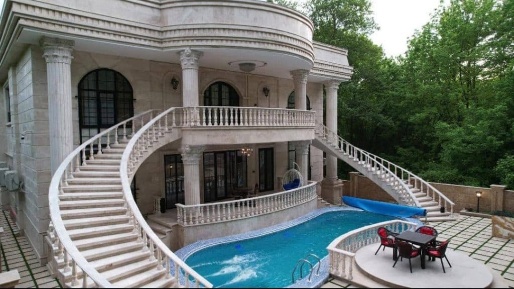 اجاره ویلا استخردار شبانه روزی سیلور استار در کلارآباد