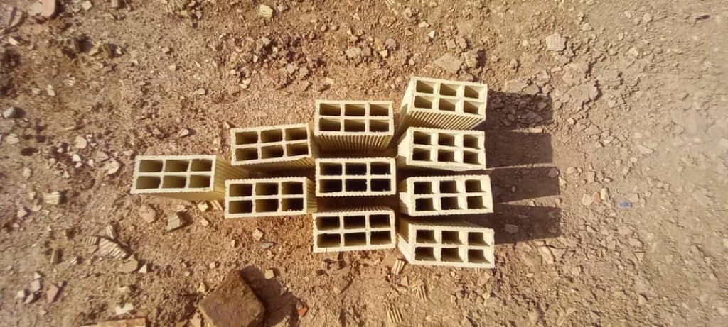 کارخانه تولیدی شال سفال برادران بابا حسینی در قزوین