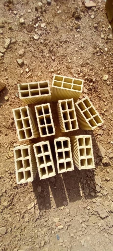 کارخانه تولیدی شال سفال برادران بابا حسینی در قزوین