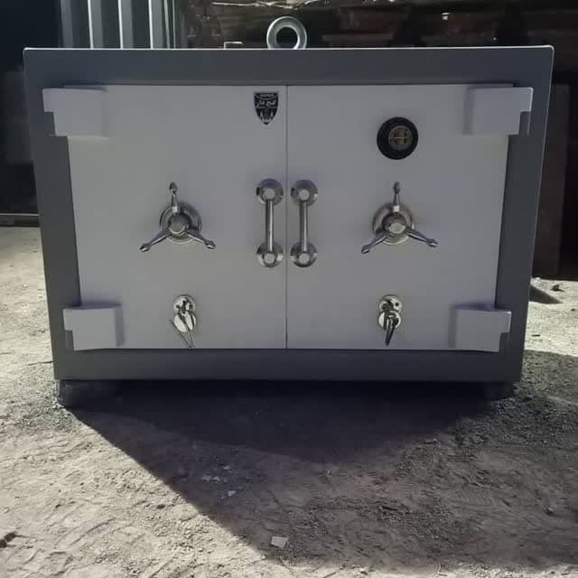 پخش و فروش گاوصندوق های نسوز و ضدسرقت دلشاد در تبریز