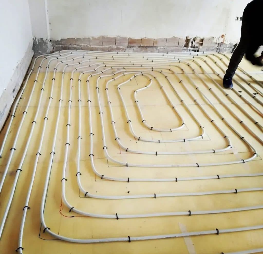 تاسیسات لوله کشی و رادیاتور ساختمانی باوقار در رشت