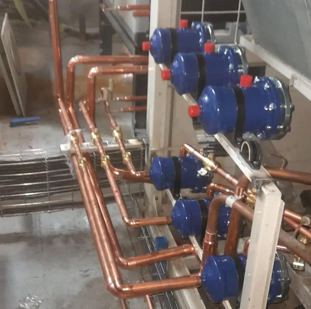 راه اندازی و تعمیرات چیلر و سردخانه سرما تجهیز صبا در قزوین