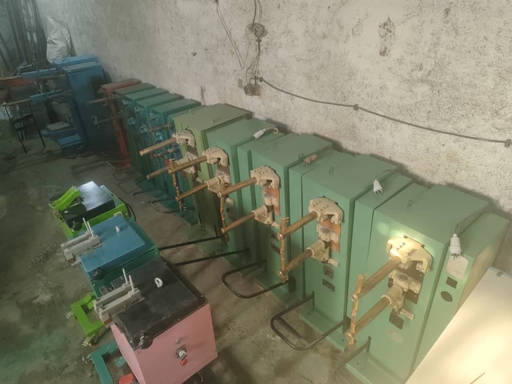 فروش و تعمیر ماشین آلات صنعتی قیچی گیوتین و خم کن نوین تک در شاطره تهران