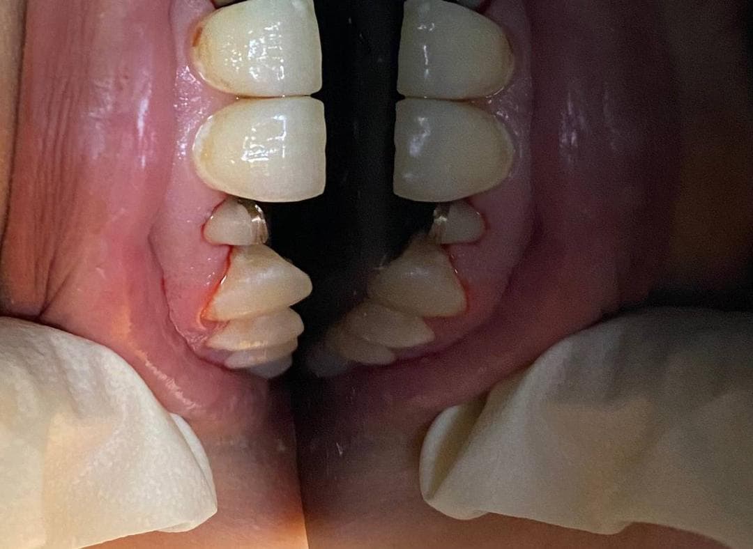 دندانپزشکی تخصصی دکتر کیمیا سلیمیان در شهرکرد