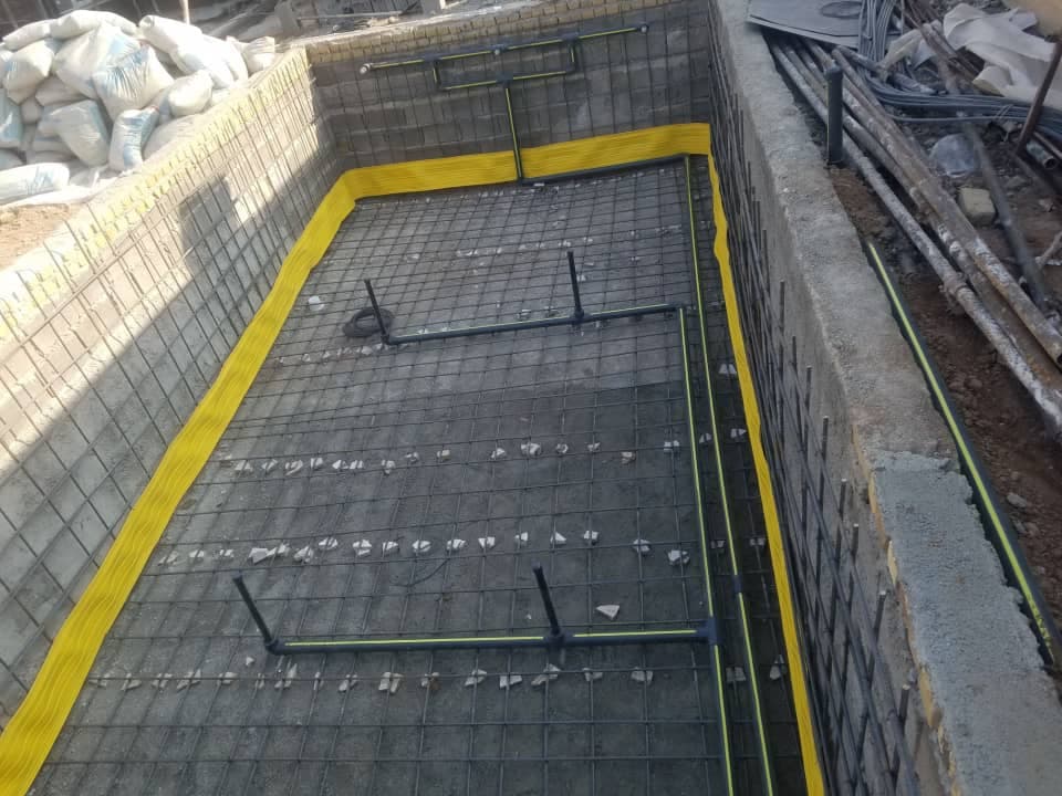 ساخت و اجرا استخر بتنی علیرضا مخصوصی در سهیلیه کرج