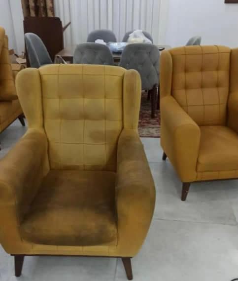 مبل شویی حسین پور در پارس آباد