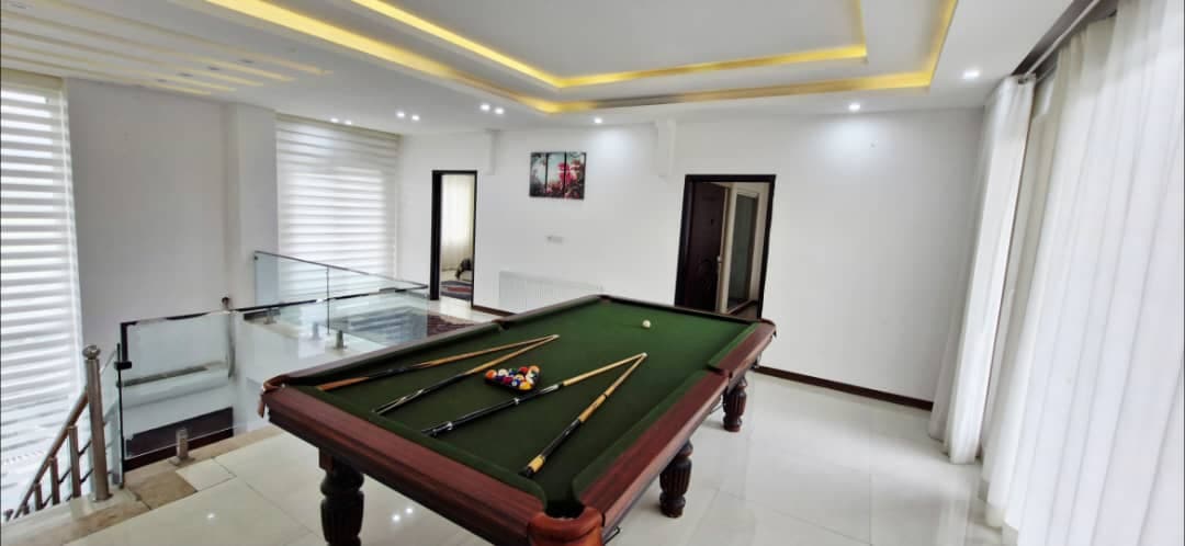 اجاره ویلای استخردار سبک مدرن بمدیریت آقای اکبری در سرخرود