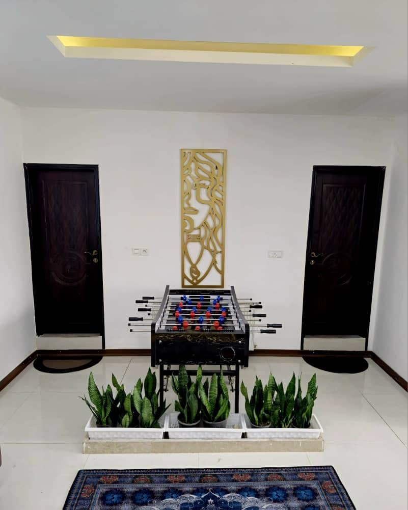 اجاره ویلای استخردار سبک مدرن بمدیریت آقای اکبری در سرخرود