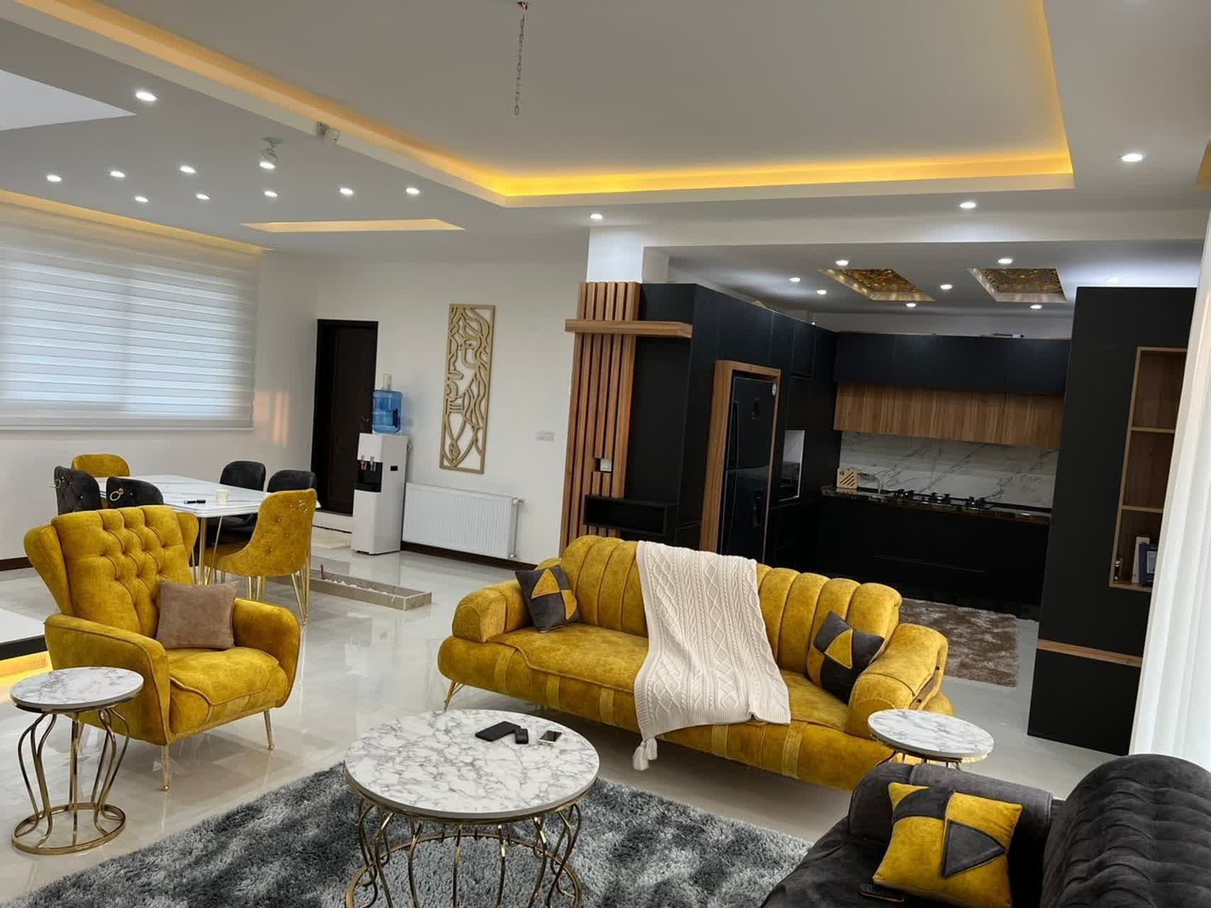 اجاره ویلای استخردار سبک مدرن بمدیریت آقای اکبری در سرخرود