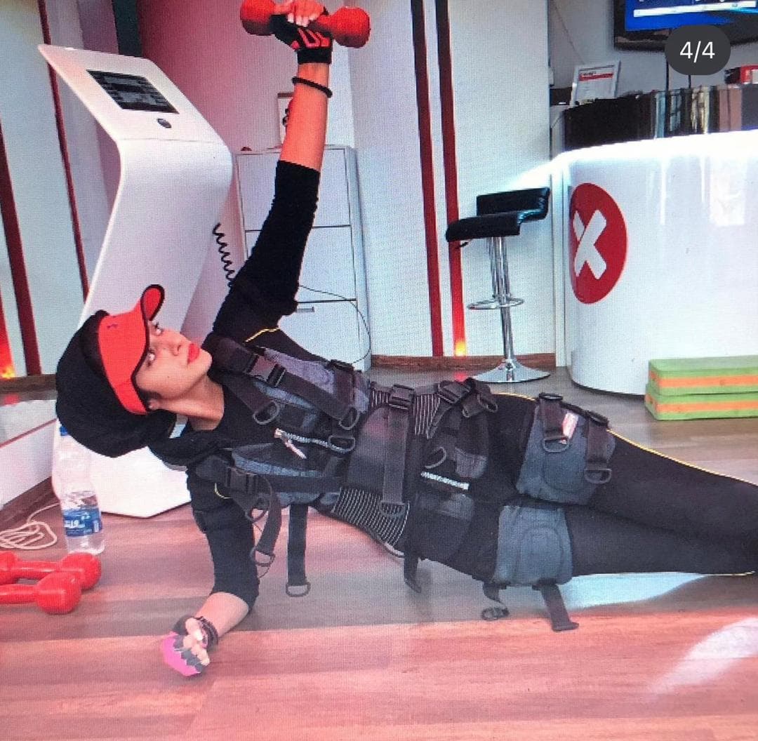 ایکس بادی لاغری ems در ونک و فرشته تهران