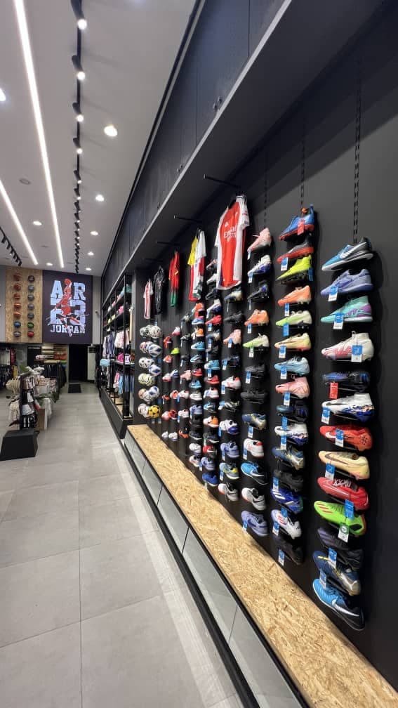 فروشگاه لوازم ورزشی شادن اسپرت در گنبدکاووس