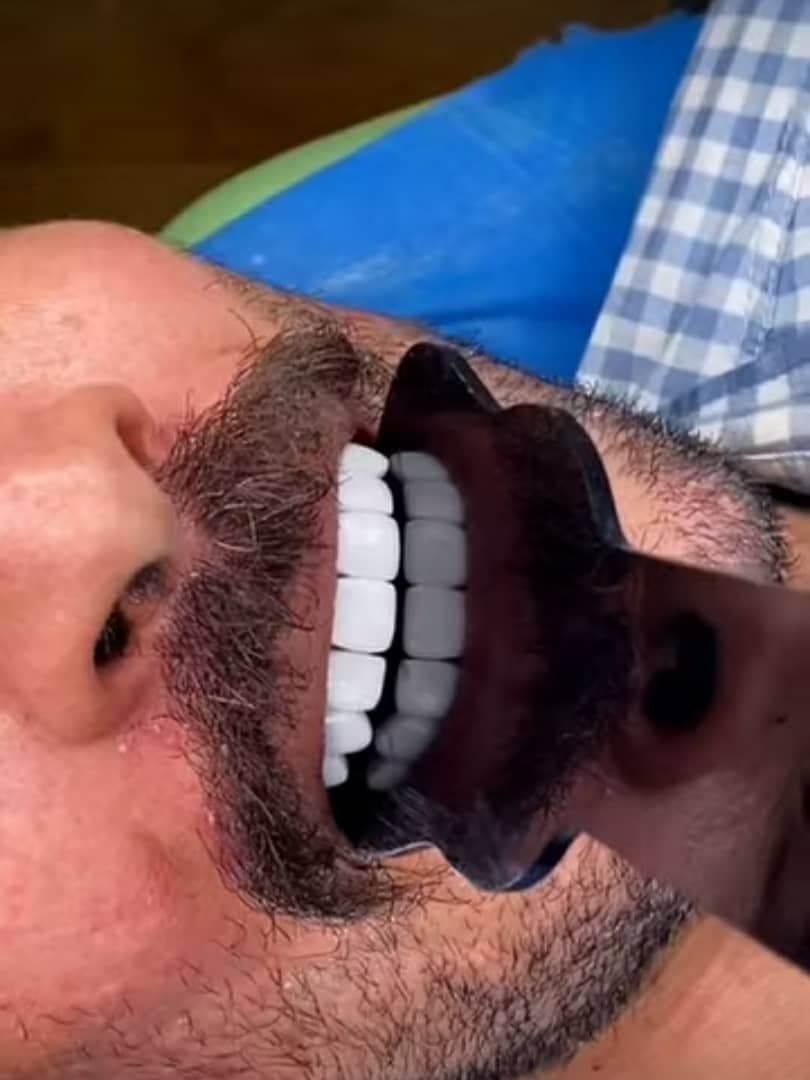 مطب دندانپزشکی دکتر سیما موسوی در سیدخندان تهران