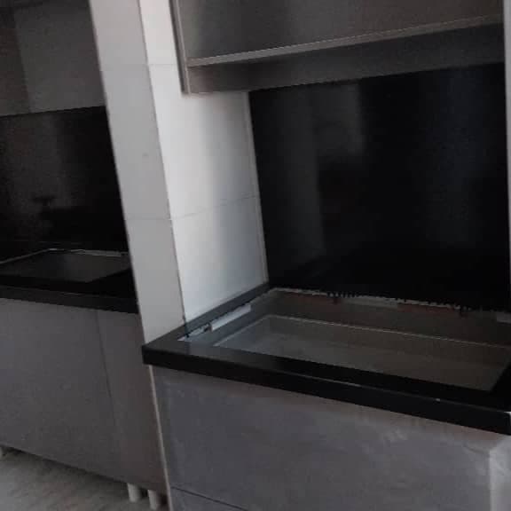 طراحی و اجرا صفحه کابینت کورین و کوارتز کورینو محمد صمدی در غرب تهران