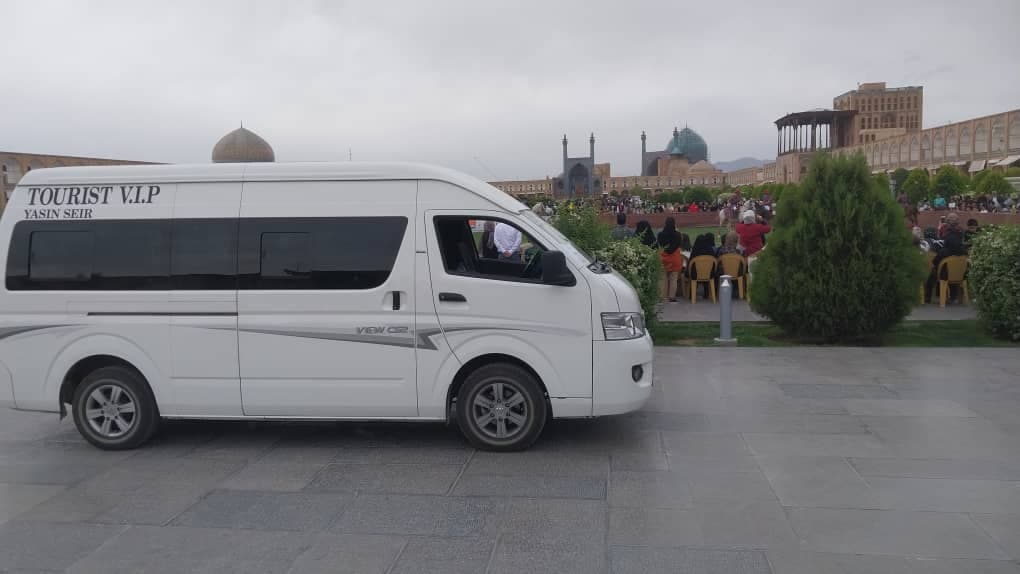 اجاره ون تشریفاتی و توریستی vip یاسین سیر به مدیریت موسوی در اصفهان