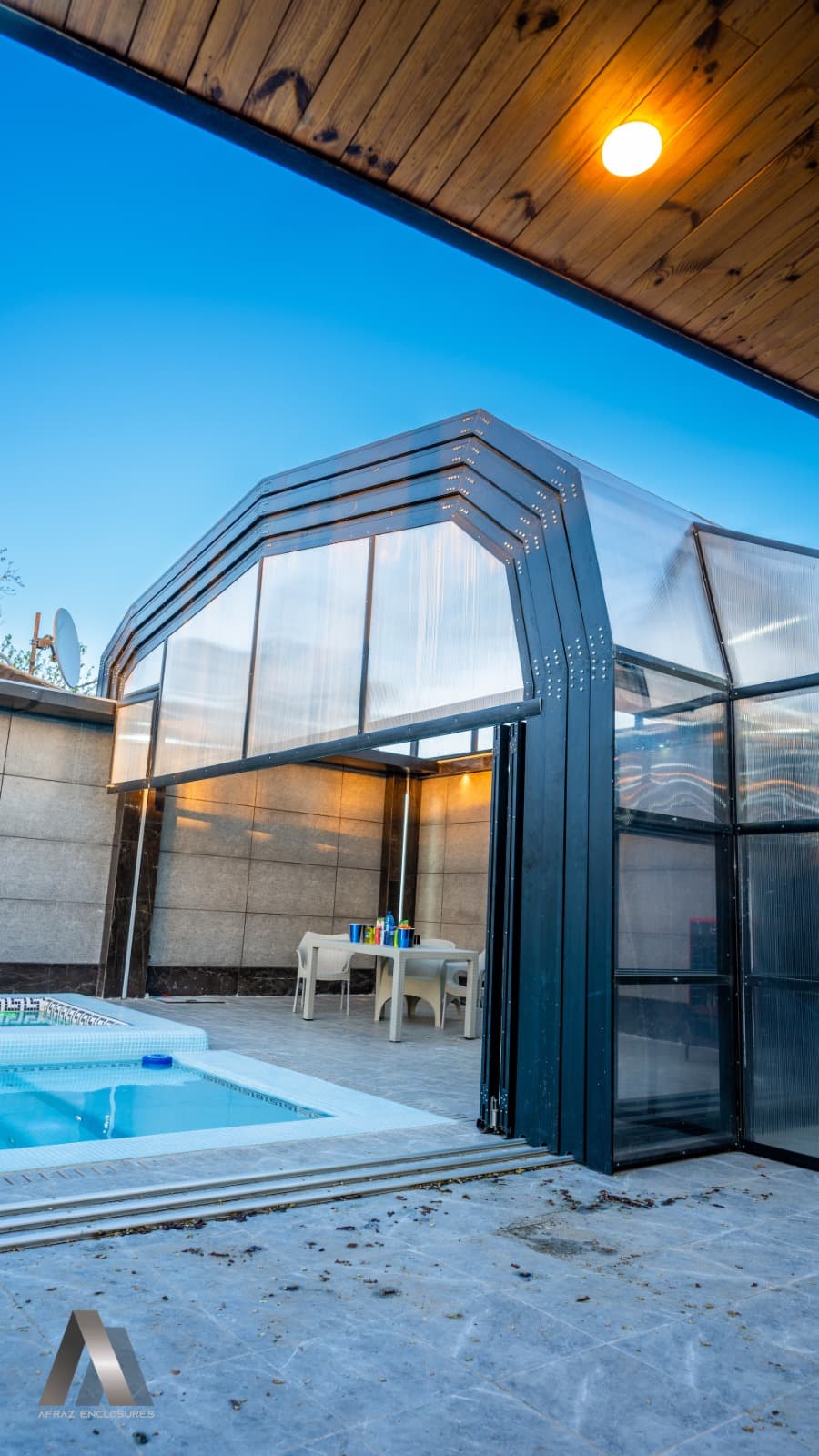 ساخت سقف ثابت و متحرک استخر شرکت راحت بام ایمن کرج