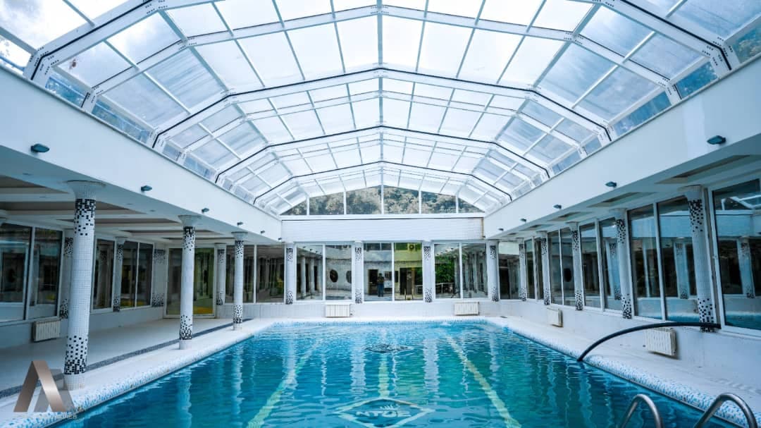 ساخت سقف ثابت و متحرک استخر شرکت راحت بام ایمن کرج