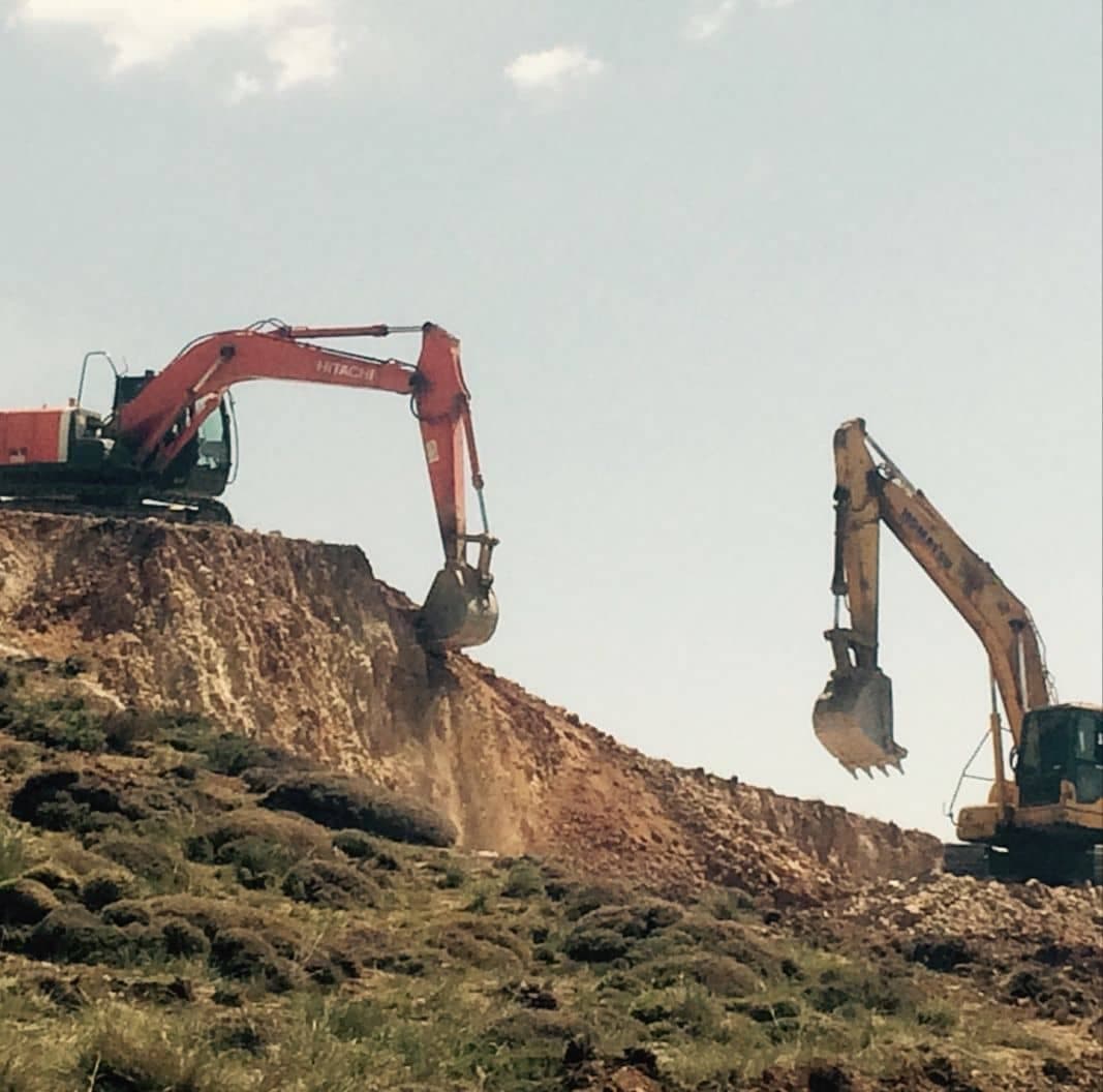 تخریب و خاکبرداری گروه پیمانکاری غلامی در شمال تهران