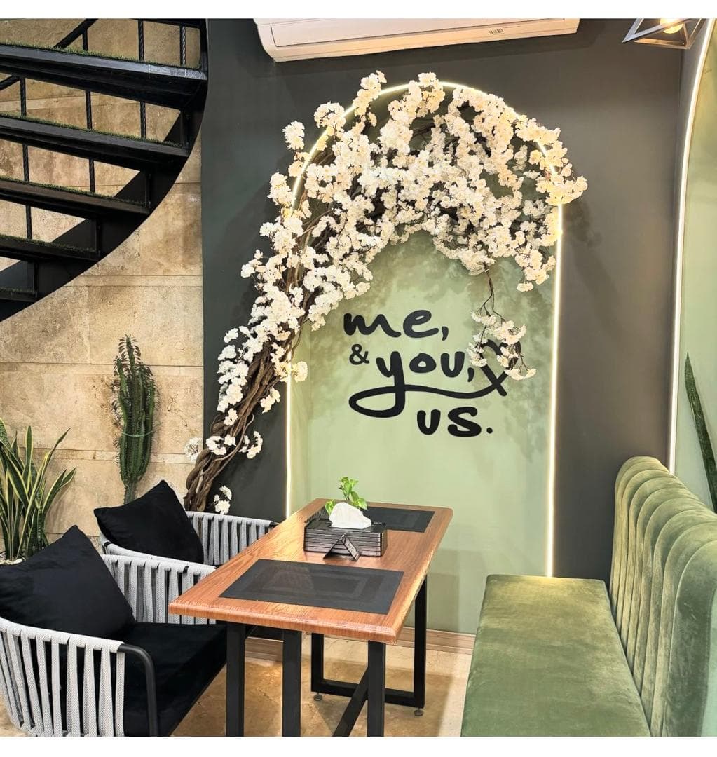 آبمیوه بستنی انرژی بند به مدیریت پویا میرزایی در نکا