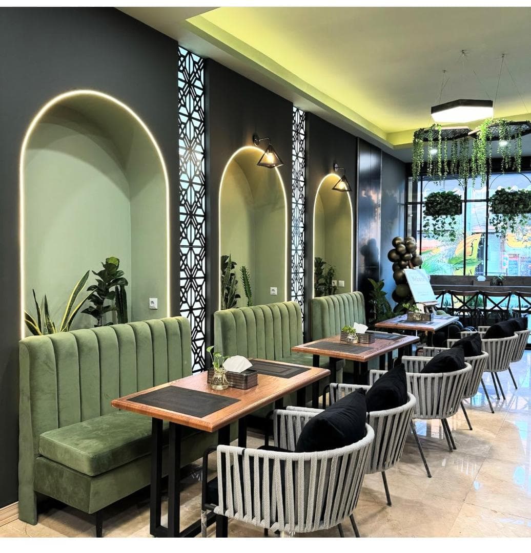 آبمیوه بستنی انرژی بند به مدیریت پویا میرزایی در نکا