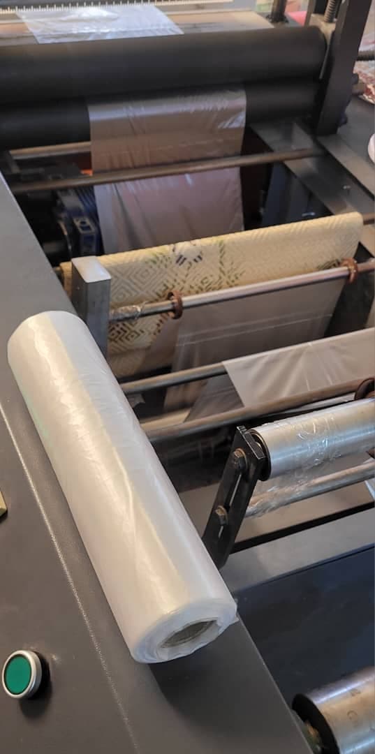 تولید و فروش کیسه زباله رولی رنگی و فریزر توربا پلاست در رشت