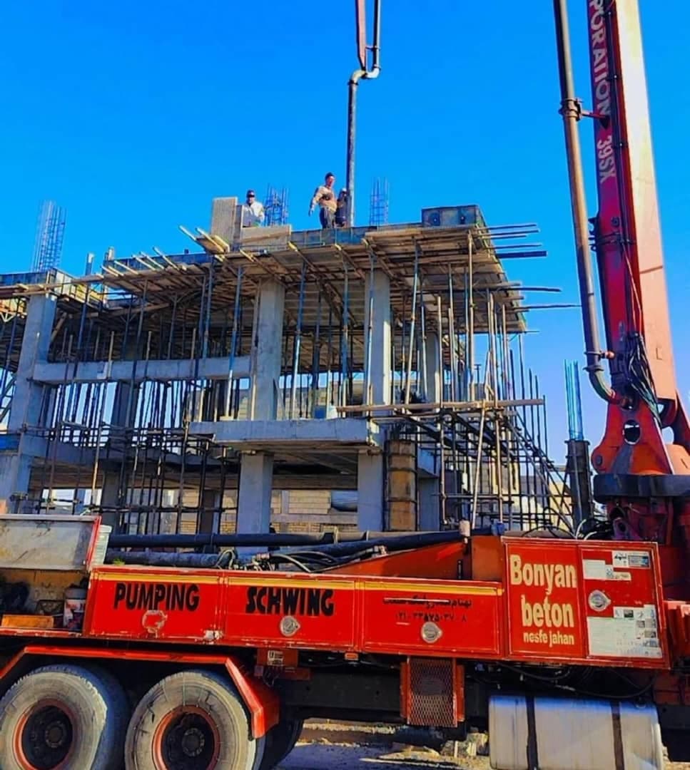 پیمانکاری راه سازی مسعود جوزی در قشم