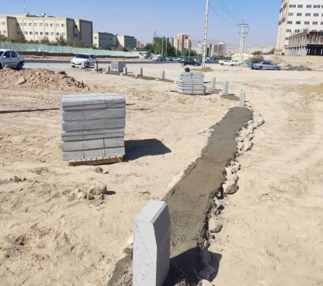 پیمانکاری راه سازی مسعود جوزی در قشم