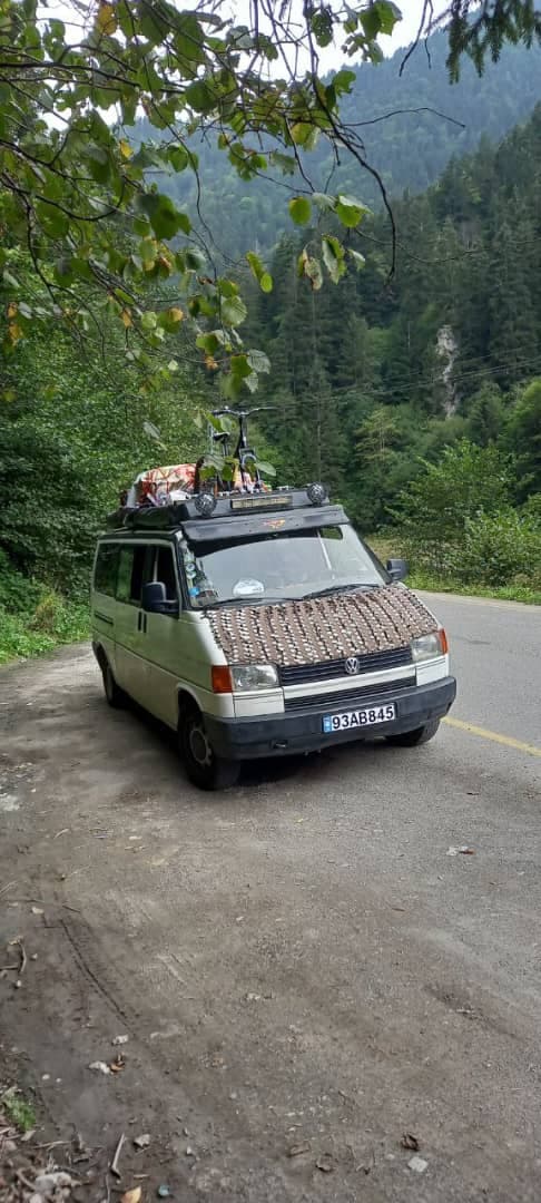 اجاره و رزرو ون vip توریستی دلنورد در مشهد