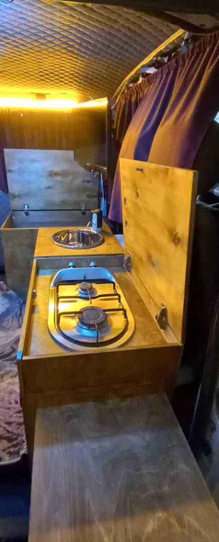 اجاره و رزرو ون vip توریستی دلنورد در مشهد