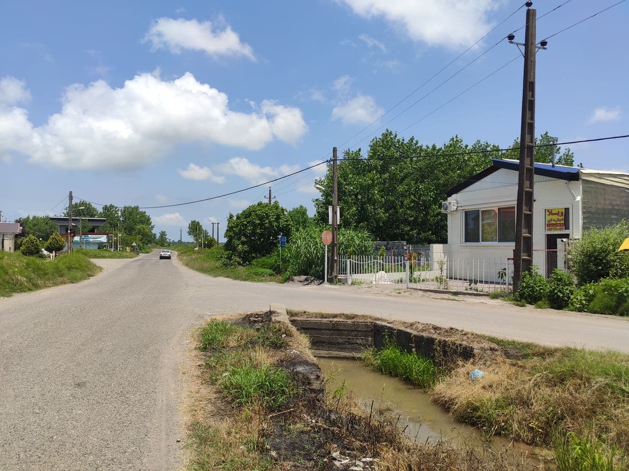 اجاره روزانه ویلا مبله ماه تی تی به مدیریت احمد پیچند در شرفشاده لاهیجان