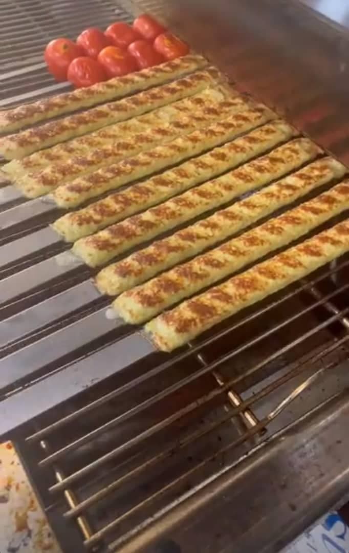 رستوران طاووس در یزد