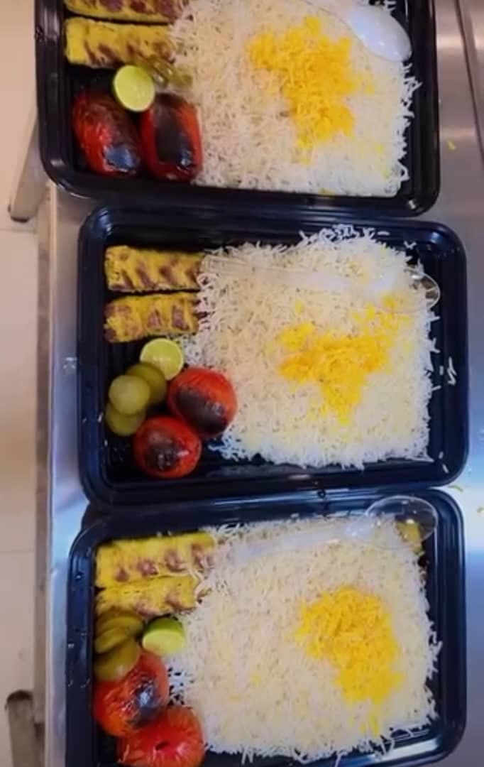 رستوران طاووس در یزد