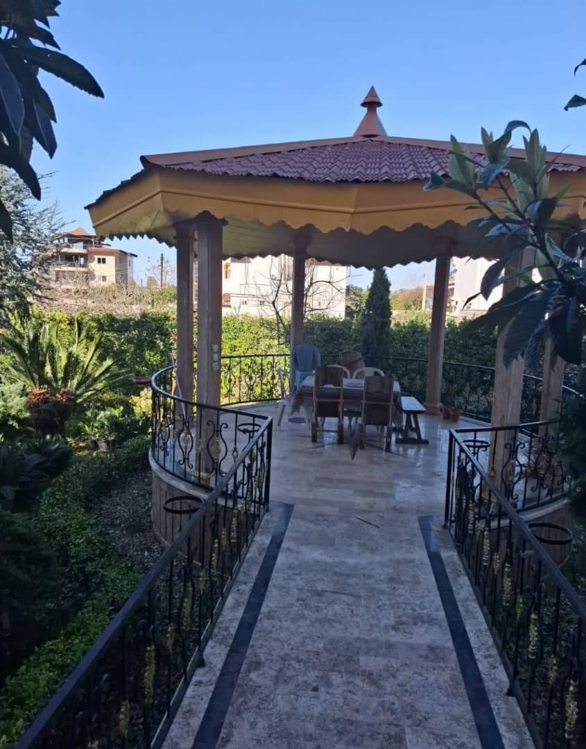 اجاره باغ ویلا کوهپایه و روبروی جنگل بمدیریت خانم باقری در رامسر