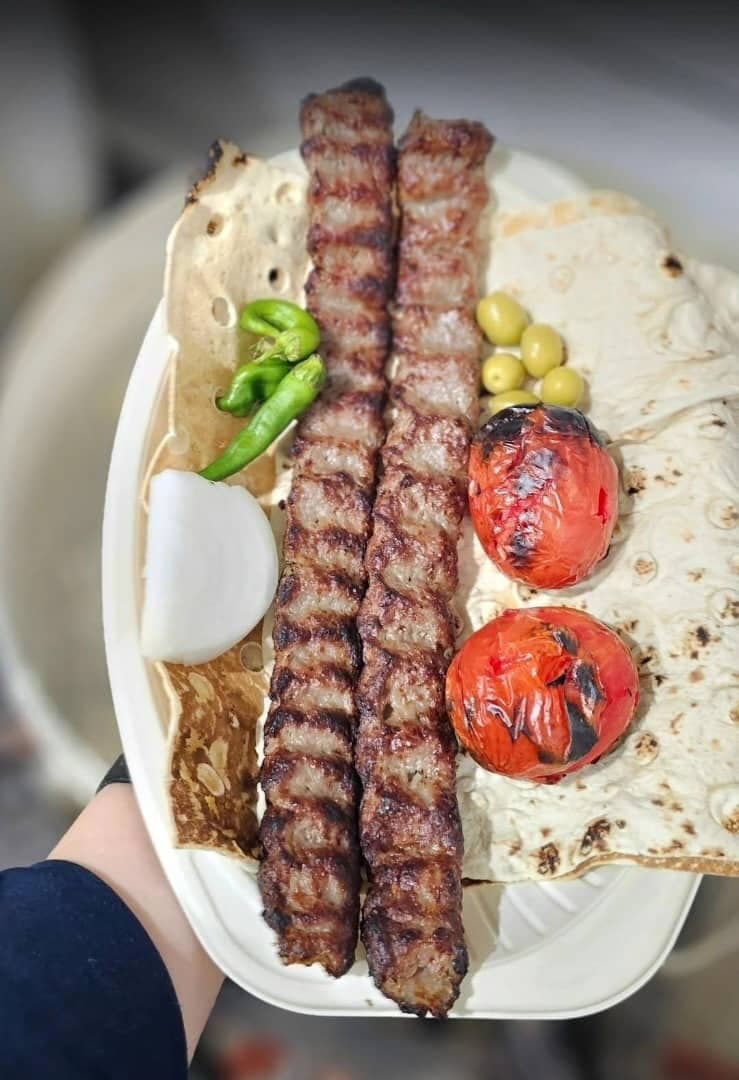 رستوران برگ طیب در بهبهان