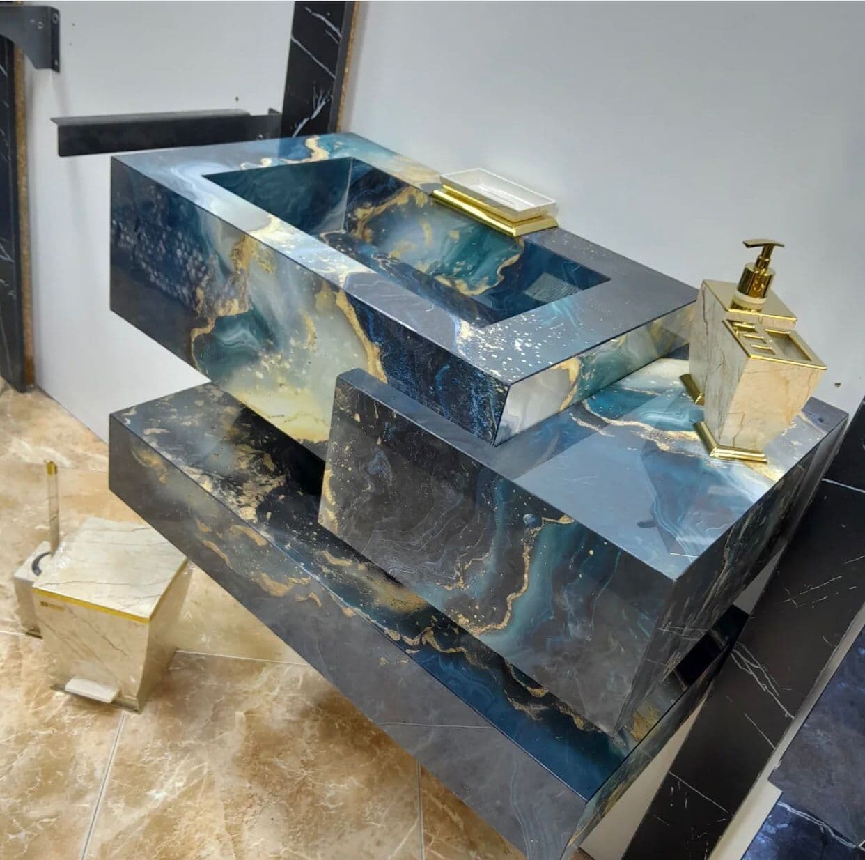 تولید و فروش روشویی سرامیکی و pvc روشینو در تهران