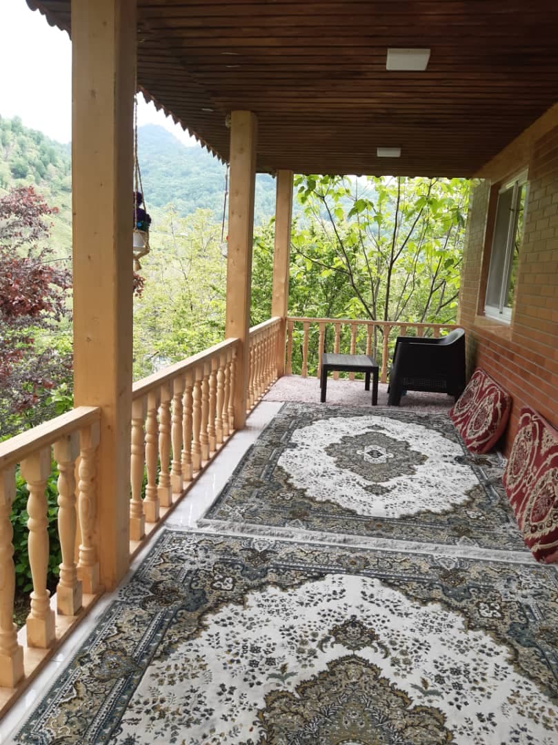 اجاره ی روزانه ویلا جنگلی استخردار احمدی مقدم در قلعه رودخان فومن