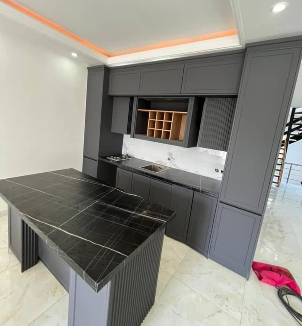 خدمات وکیوم و پلی اورتان برش گودرزی در الیگودرز