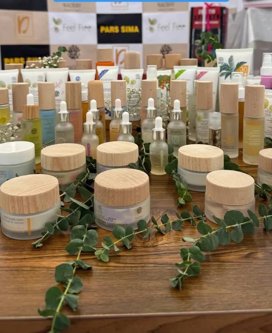 مرکز پاکسازی پوست و زیبایی الهام تقوی در امیدیه