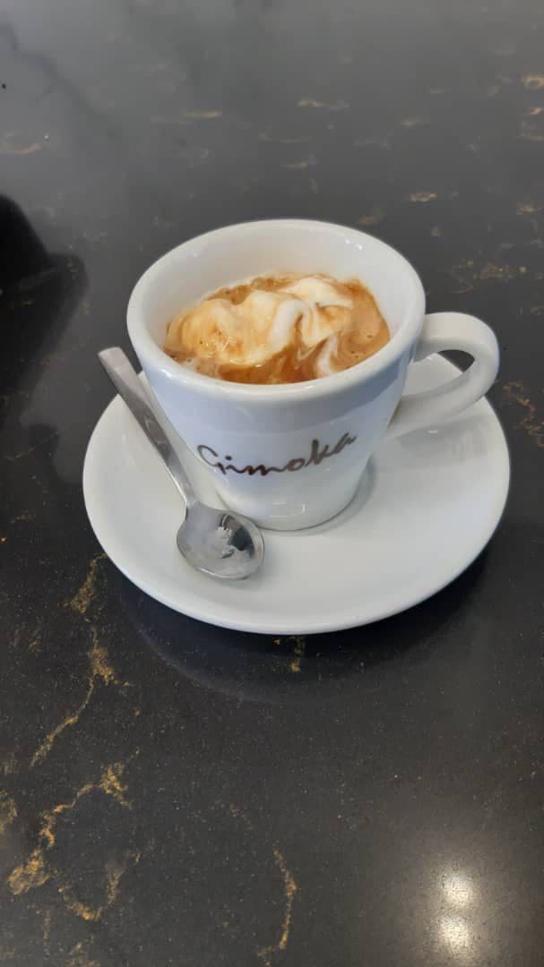 بستنی فروشی سالار در یزد