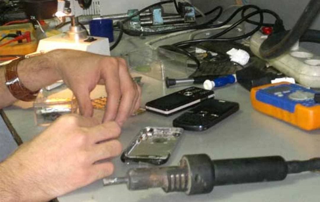 تعمیرات فوری و تخصصی موبایل رحیمی در اصفهان