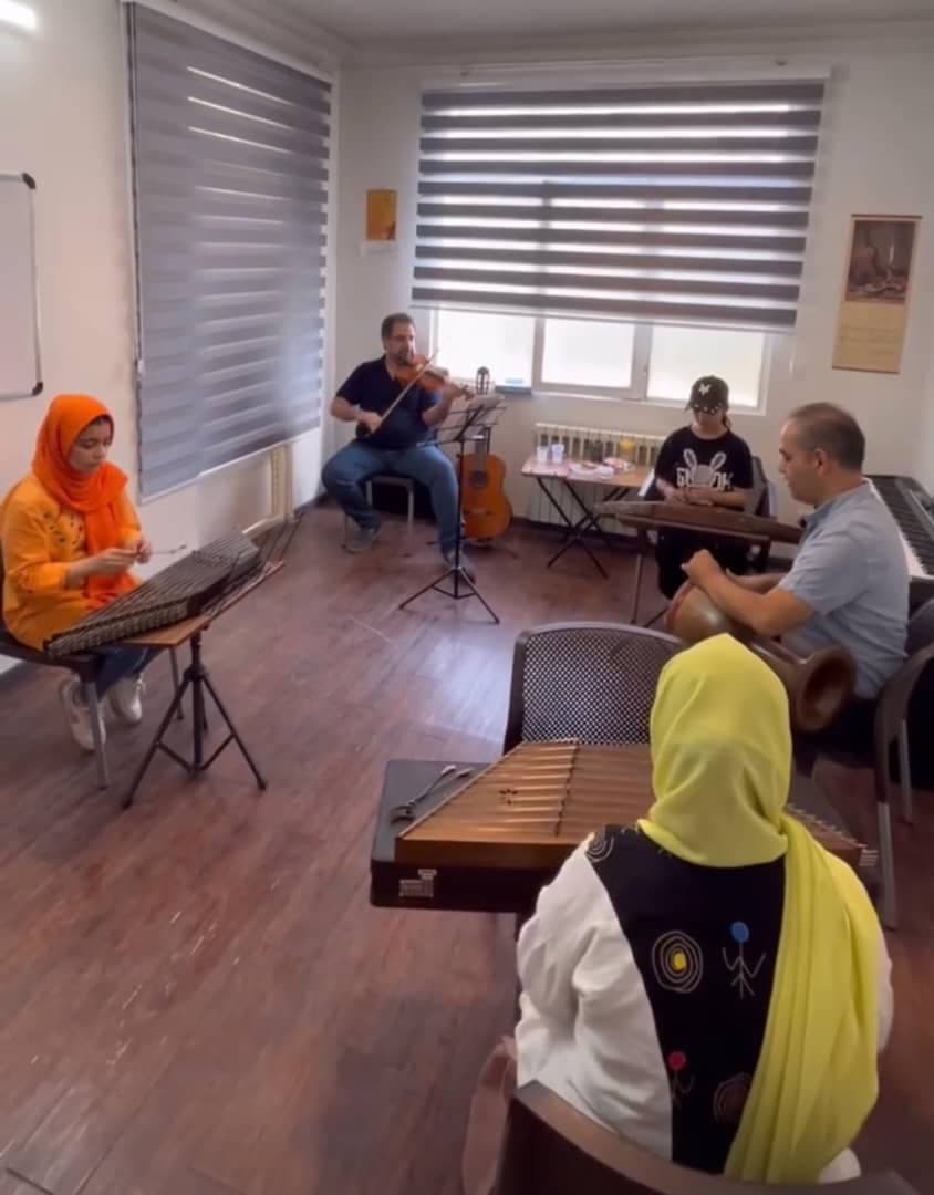 آموزشگاه موسیقی دوامی در استانداری اصفهان