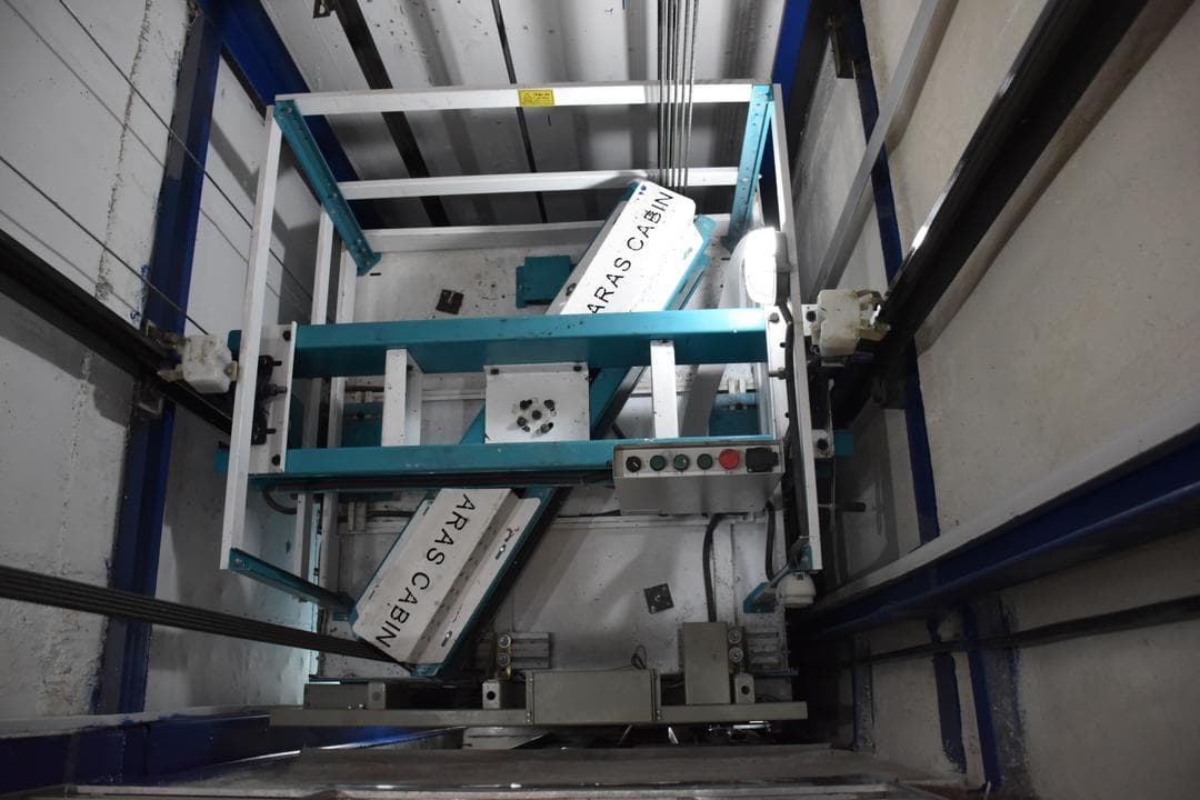 نصب و سرویس آسانسور کششی و هیدرولیک سپهر آسانسور مشهد