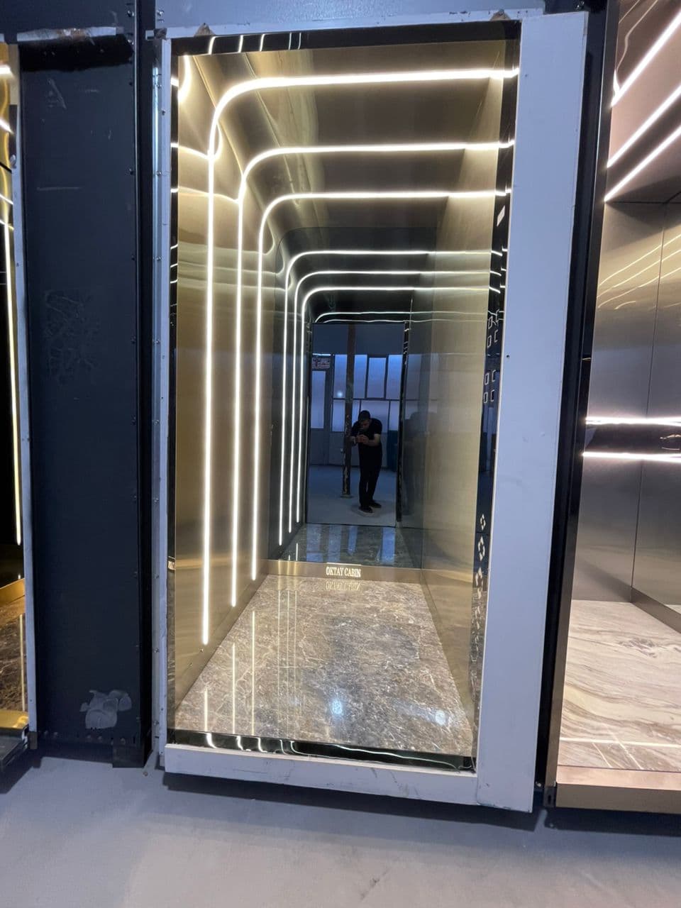 تولید و فروش کابین آسانسور اوکتای کابین در تبریز