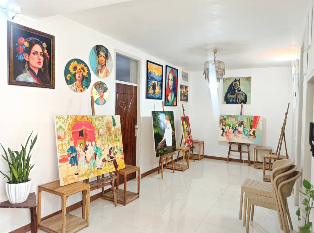 آموزشگاه هنرهای تجسمی و نقاشی فتوحی در شیراز